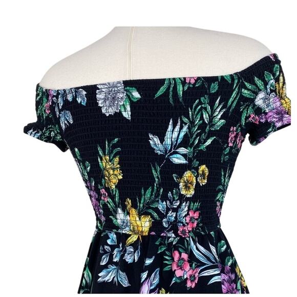 Band of Gypsies Maxi Dress with Pockets! - Picture 7 of 15